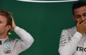 _92424531_hamilton_rosberg_afp