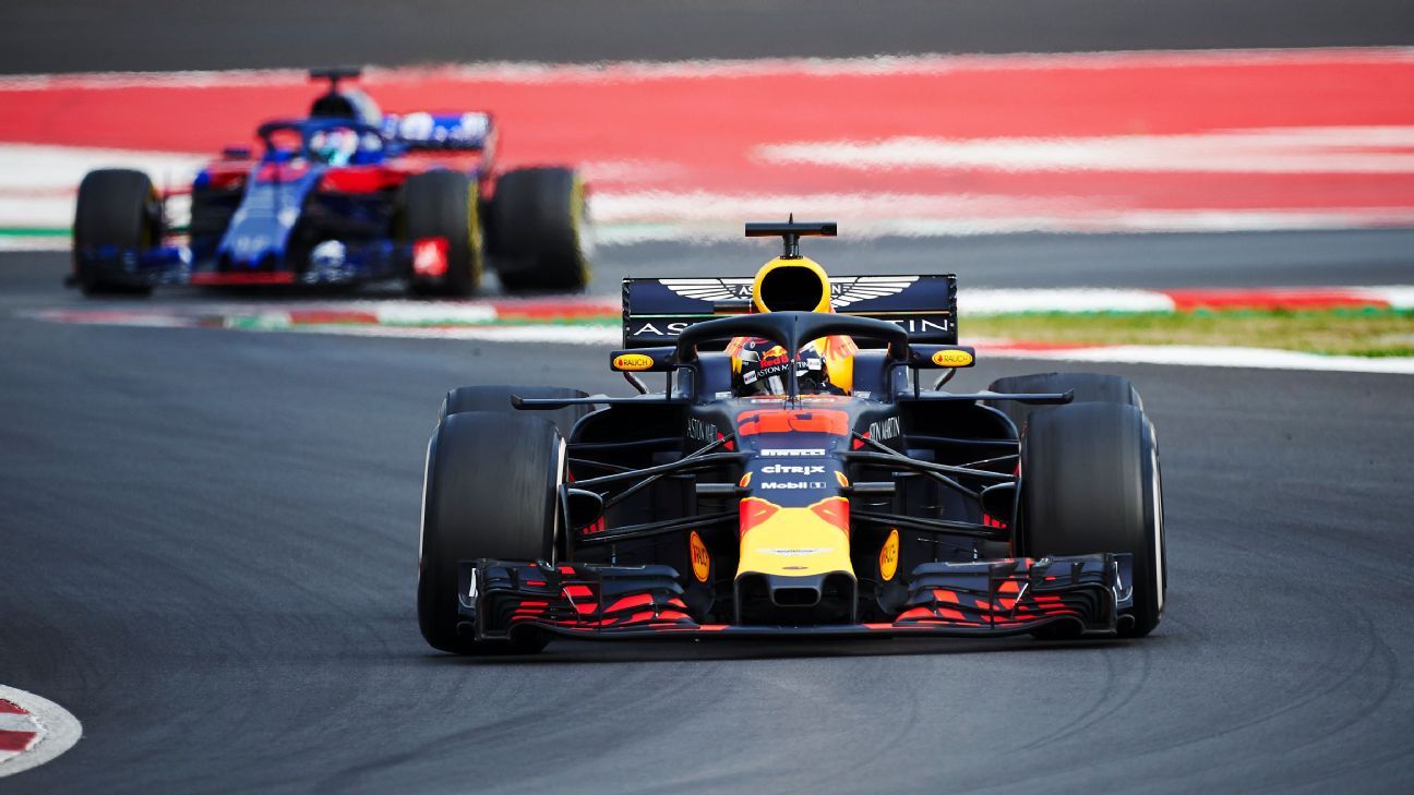 Red Bull Honda talks over engine