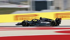 Hamlton finds troubles persistent in Mercedes