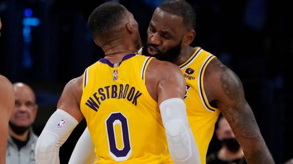 LeBron James Angry with Lakers Teammates for Poor Defense on Russell Westbrook