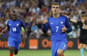 France's Antoine Griezmann celebrates after scoring his side's second goal during the Euro 2016 semifinal soccer match between Germany and France, at the Velodrome stadium in Marseille, France, Thursday, July 7, 2016. (AP Photo/Frank Augstein)