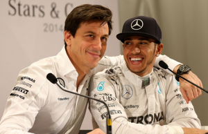 Hamilton Bakal Perpanjang Kontrak di Mercedes