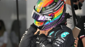 Hamilton Bakal Gunakan Helm Simbol LGBT di Miami Grand Prix 2023