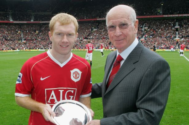 Paul Scholes Akui Sir Bobby Charlton Sebagai Simbol Manchester United