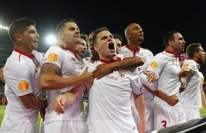 Football Soccer - Liverpool v Sevilla - UEFA Europa League Final - St. Jakob-Park, Basel, Switzerland - 18/5/16 Kevin Gameiro celebrates with team mates after scoring the first goal for Sevilla Reuters / Michael Dalder Livepic EDITORIAL USE ONLY.